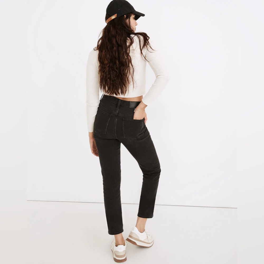 Madewell Classic Straight Jeans in Lunar Wash